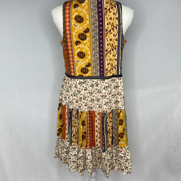 (NWOT) Maurices Multiple colors whit flowers and stripes, sleeveless small dress - Picture 2 of 6